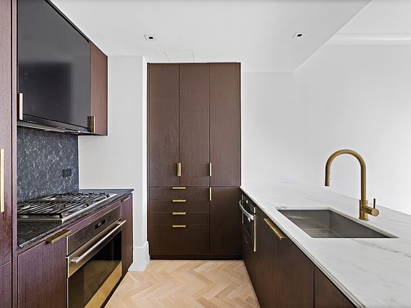 5th image of 50 Clinton St #6B