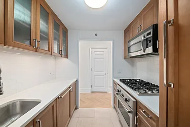 Rented by RELO REDAC INC.