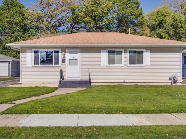 2002 84th STREET, Kenosha, WI 53143