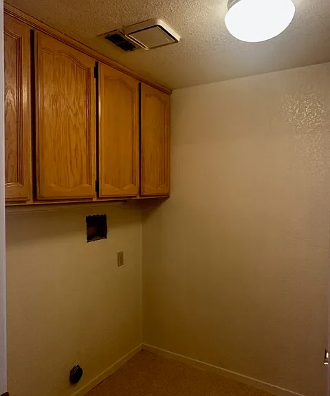7905 Wymark Dr — Photo 15