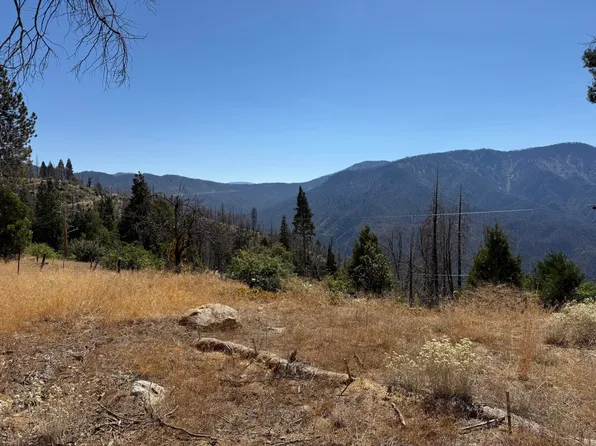 52762 Redwood Drive, Springville, CA 93265