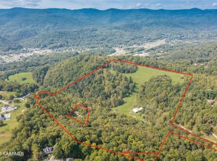 296 Echo Valley Rd, Rocky Top, TN 37769