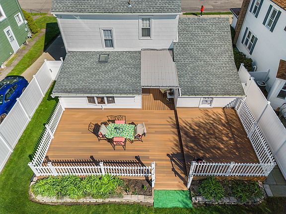 2nd image of 36 Eldridge Ave