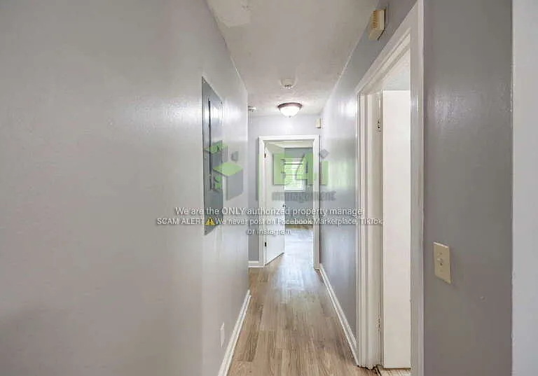 5421 Susan Ln — Photo 13