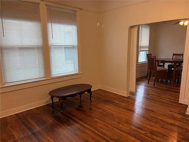 1 bed, 1.0 bath, 741 sqft, $1,350 — Photo 2