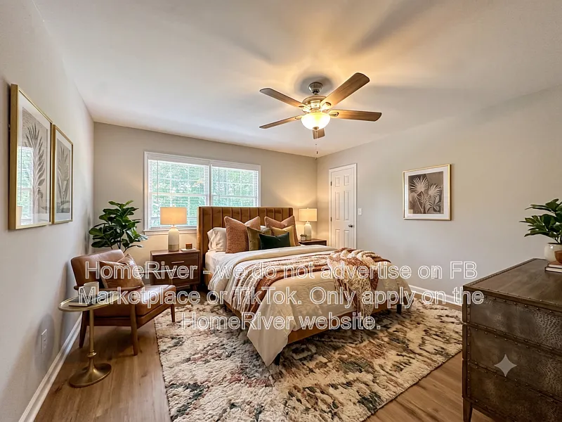 4 bed, 3.0 bath, 1984 sqft, $2,545 — Photo 4
