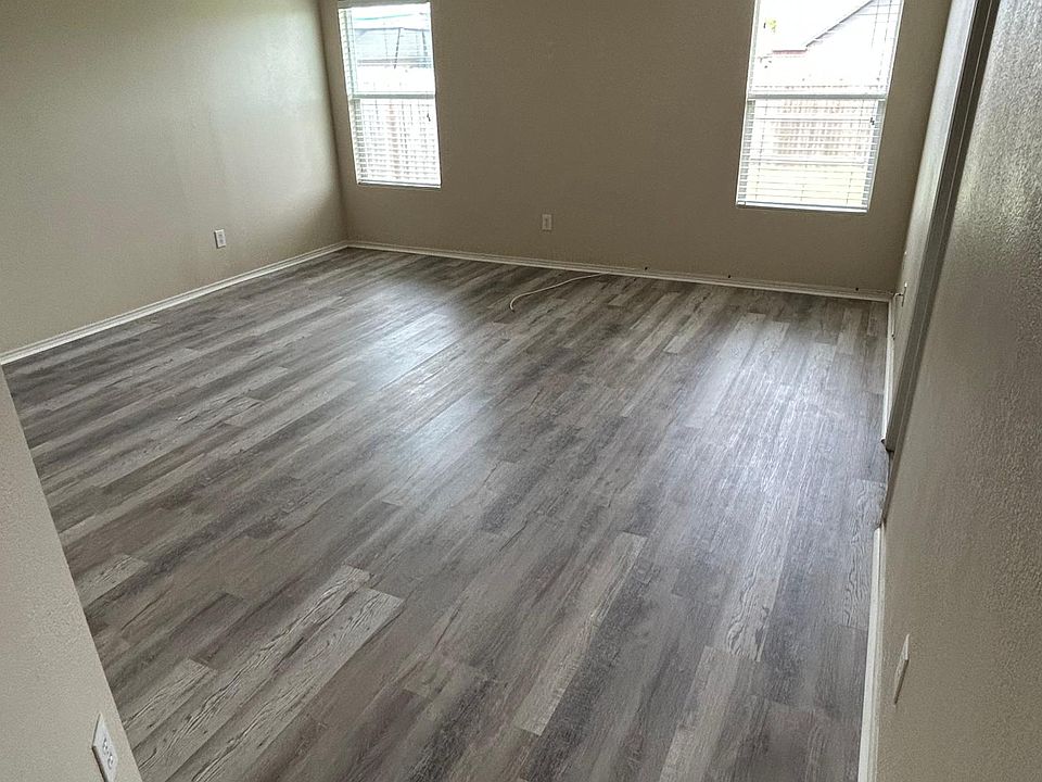 1st image of 1016 Mosaic Dr