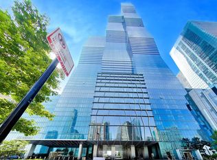 363 E Wacker Dr #5401, Chicago, IL 60601