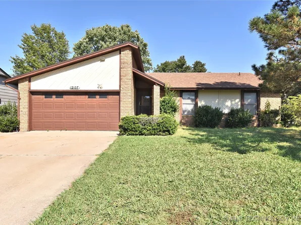 12107 E 80th Pl N, Owasso, OK 74055