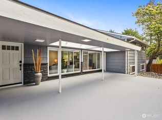 520 NW 203rd St, Shoreline, WA 98177