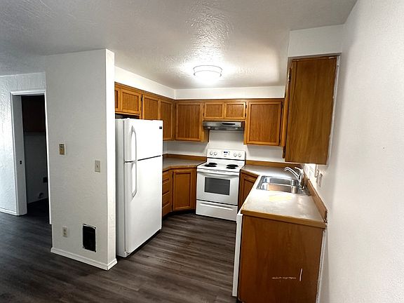 2nd image of 3688 47th Ave NE #3688