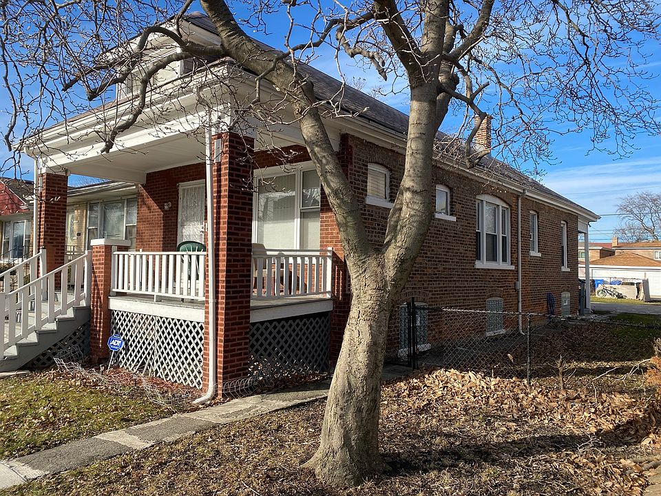 2nd image of 516 E 91st Pl