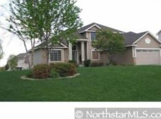 13866 Hill Place Dr, Rogers, MN 55374