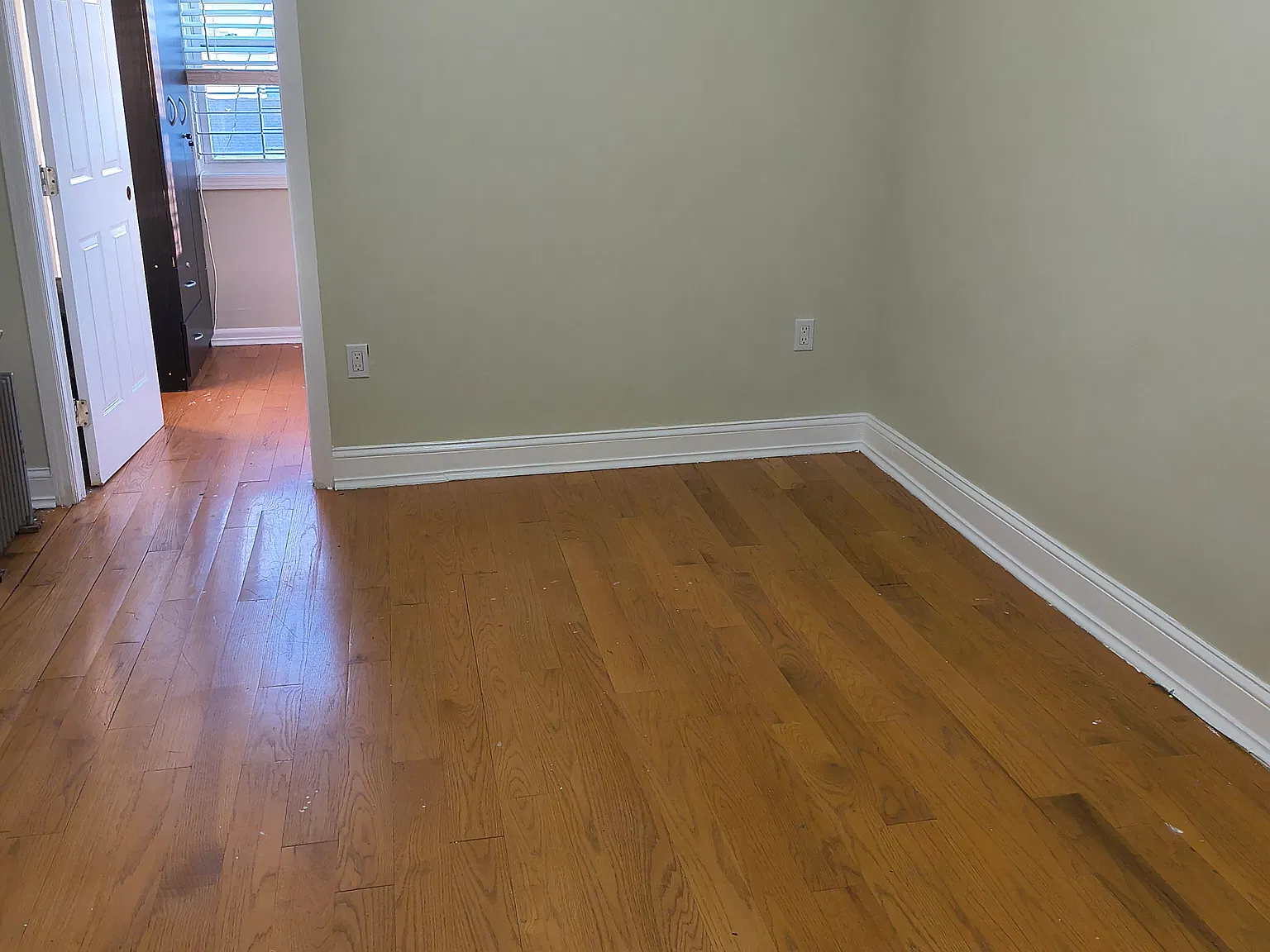 2 bed, $2,400 — Photo 1