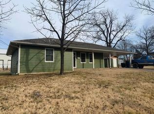 301 Gentry St, El Dorado Springs, MO 64744