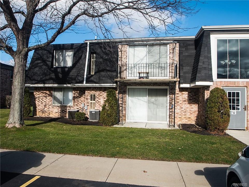 1st image of 10A Foxberry Dr S