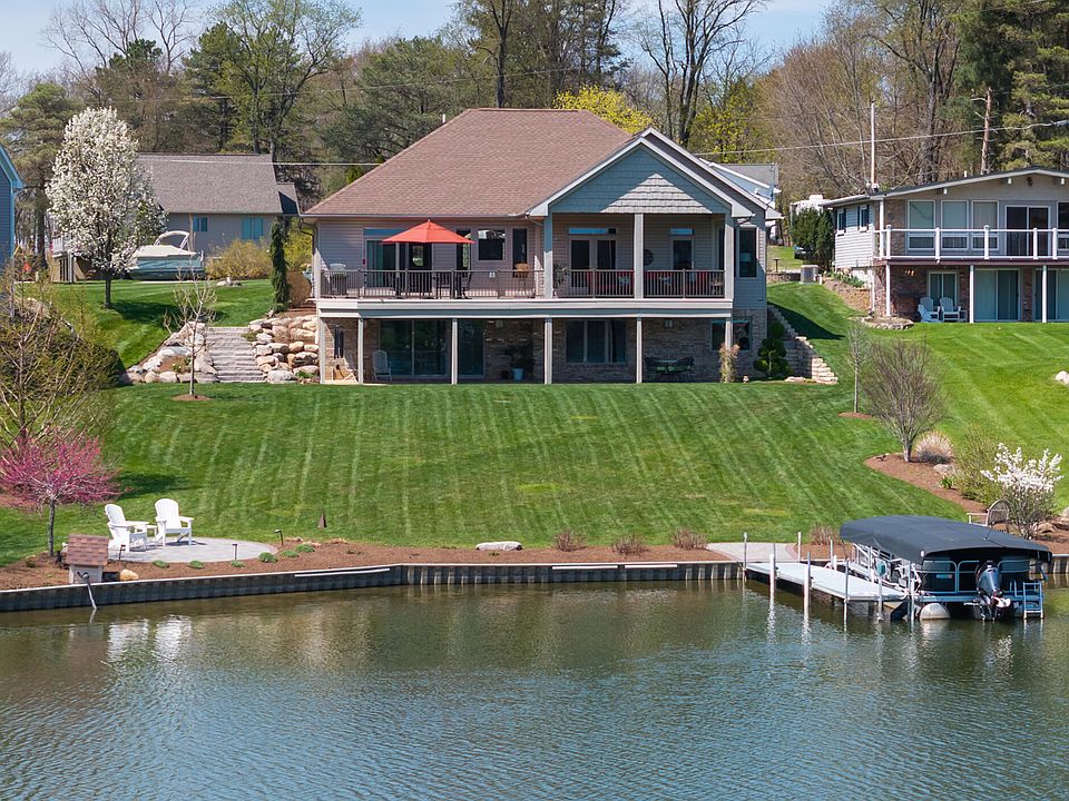 1st image of 11600 Bradley Dr