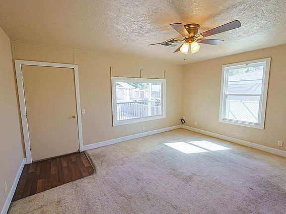 2nd image of 306 NE 1st Avenue
