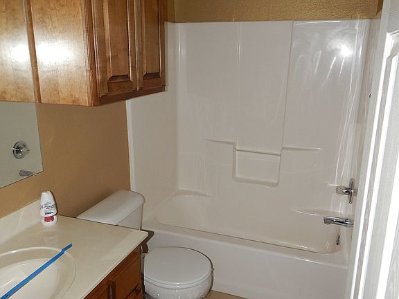 5th image of 328 Madison Place Dr