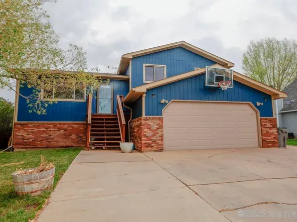 2103 Carrington Ct, Laramie, WY 82072