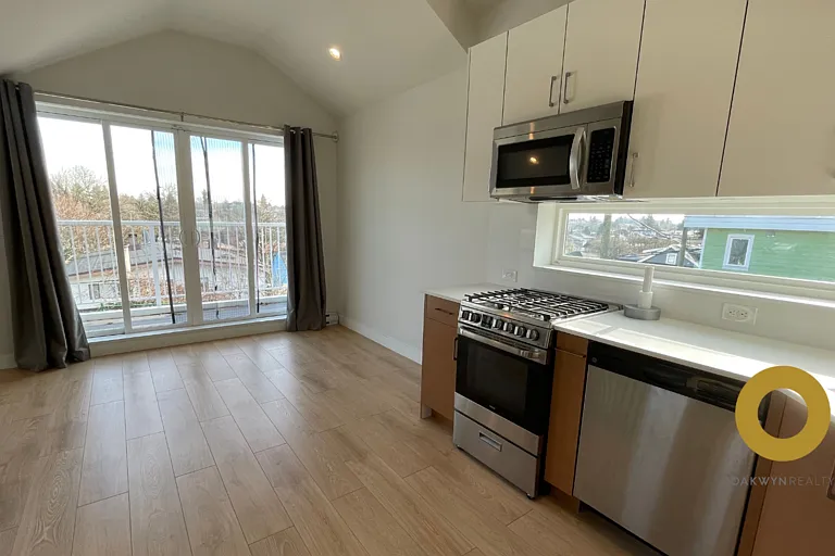 5620 Inverness St #1A — Photo 1