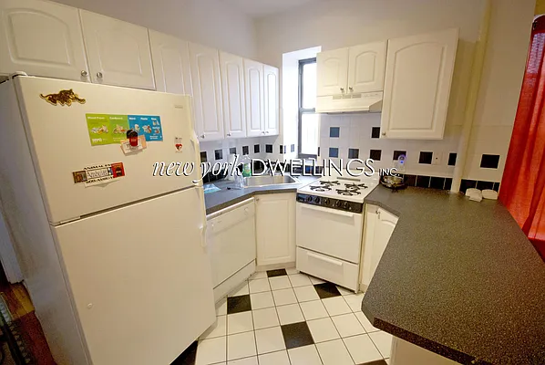 Rented by New York Dwellings LLC | media 13