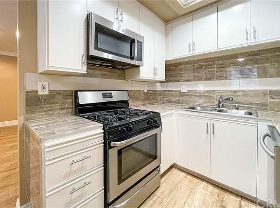 4th image of 800 Grand Ave Unit A11