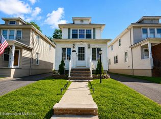 35 Burnside Ave, Staten Island, NY 10302