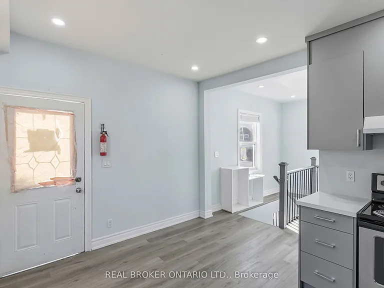 134 Celina St #1 — Photo 7