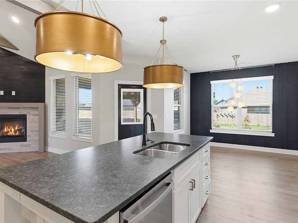 1st image of 1805 Abbott Ln
