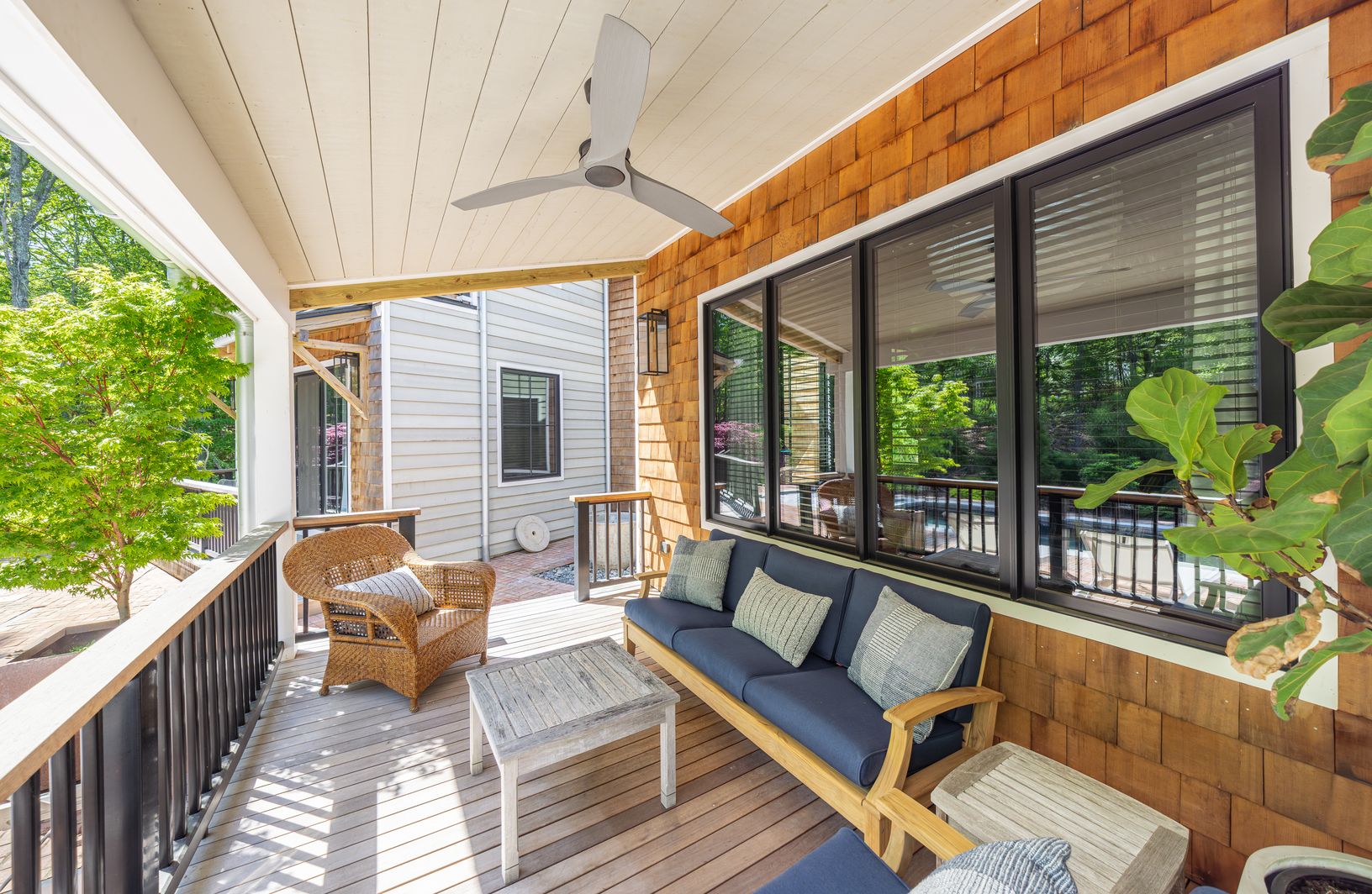  Porch Life 
