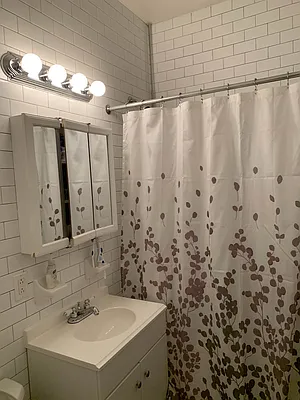 Rented by MQ Realty LLC | media 17