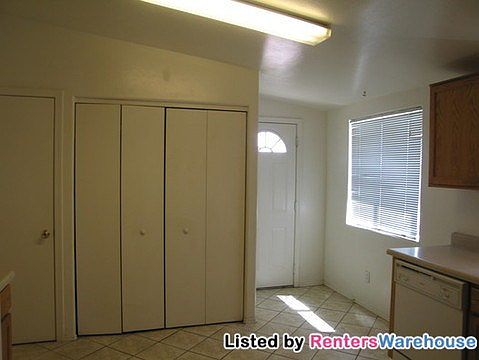 4th image of 1649 S San Antonio Dr