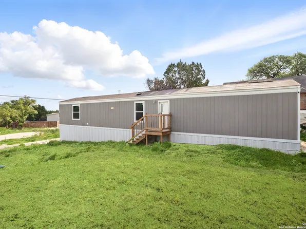 938 Covered Wagon, Spring Branch, TX 78070