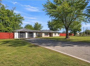 9909 Lloyd Dr, Midwest City, OK 73130