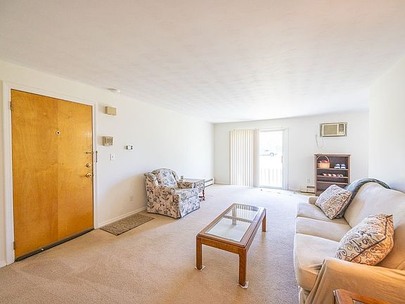 5th image of 6090 Brockport Spencerport Rd APT 1