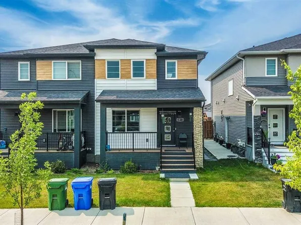 1813 E Cornerstone Blvd NE, Calgary, AB T3N 2L7