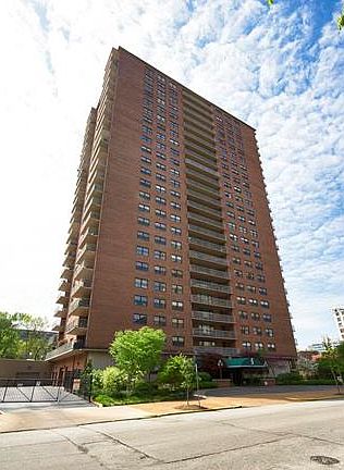 2nd image of 4466 W Pine Blvd APT 3G