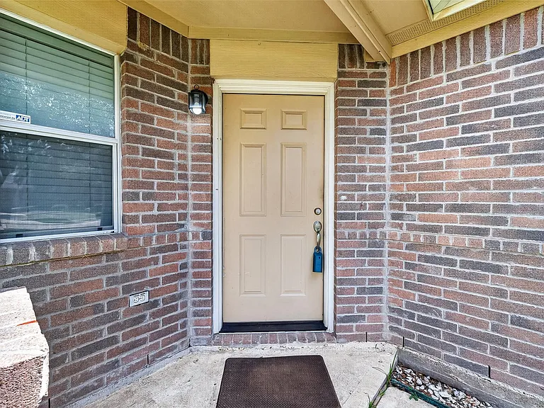 10907 Barker Gate Ct — Photo 7