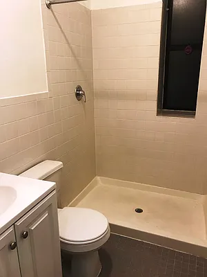 Rented by Charles Coutinho LLC | media 44