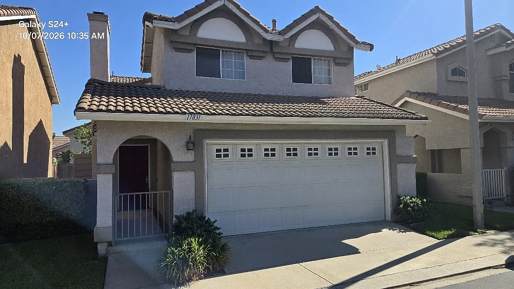 3 bed, 2.5 bath, 1309 sqft, $3,050 — Photo 1