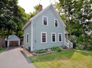 8 Forest St, Newmarket, NH 03857