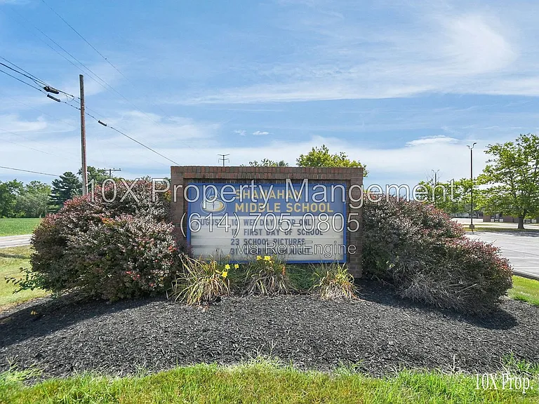 388 Shanahan Rd — Photo 38