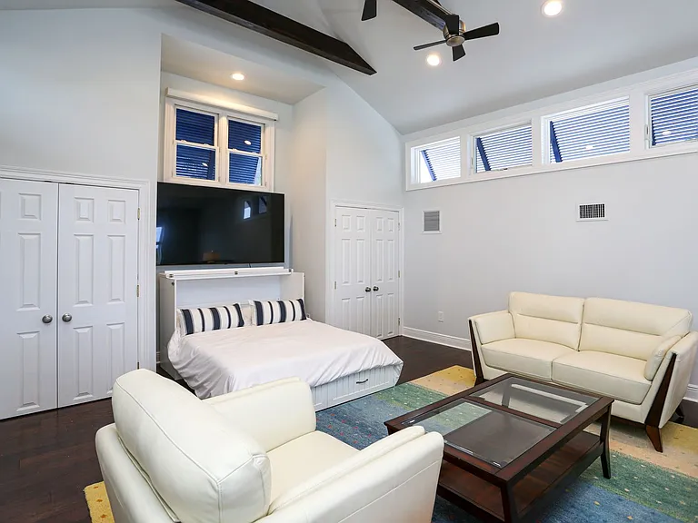 2150 Marina Dr — Photo 23