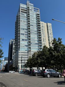 653 N Kingsbury St APT 1208, Chicago, IL, 60654