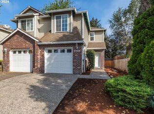 17029 SE Ankeny St, Portland, OR