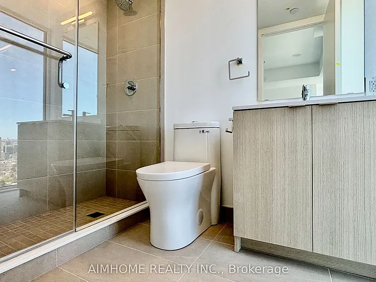 100 Queen St E #3303 — Photo 16