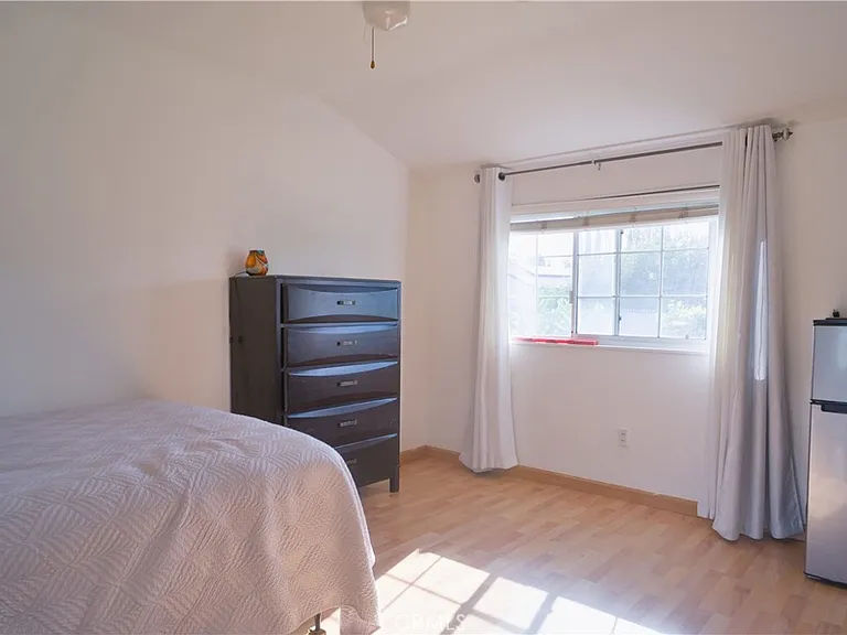 1312 Durham St — Photo 2