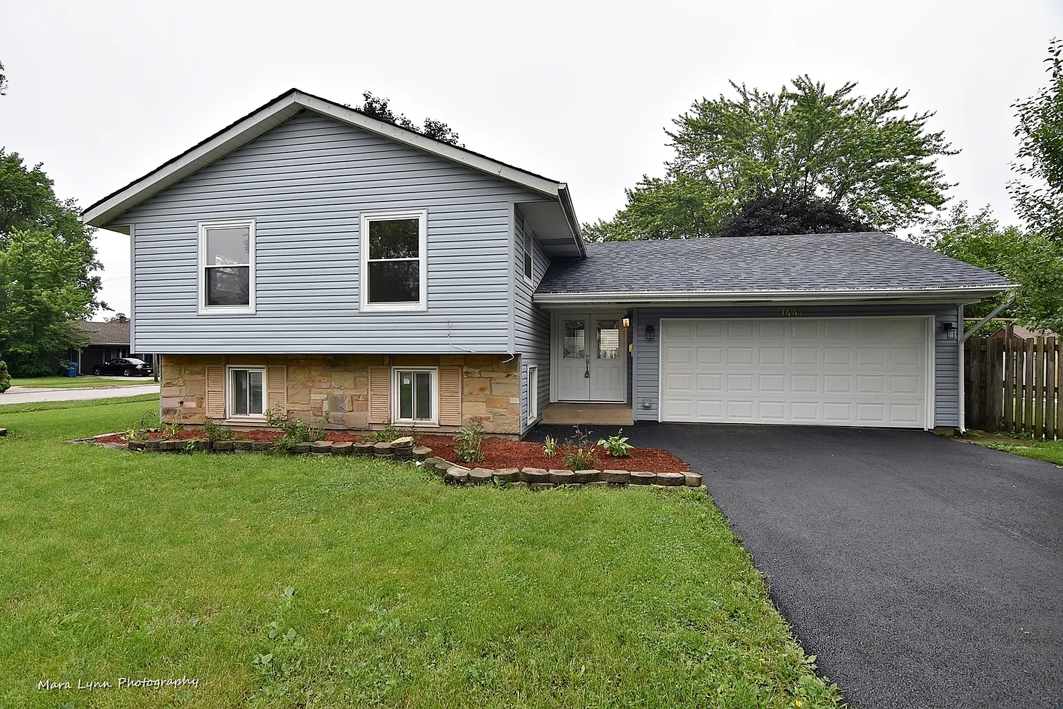 1447 Van Meter Dr photo 1