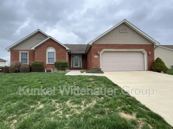 601 Whetstone Ln, Mascoutah, IL 62258